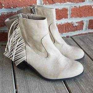 Sam & Libby Ankle Fringe Boots